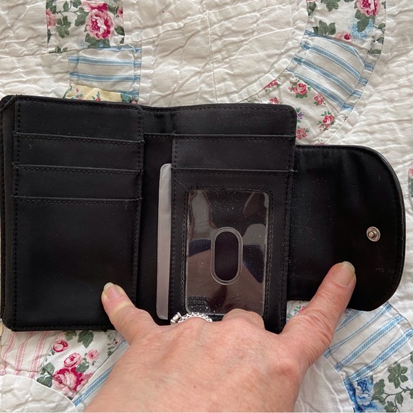 Lot of Two Relic by Fossil Handbags - Picture 16 of 16